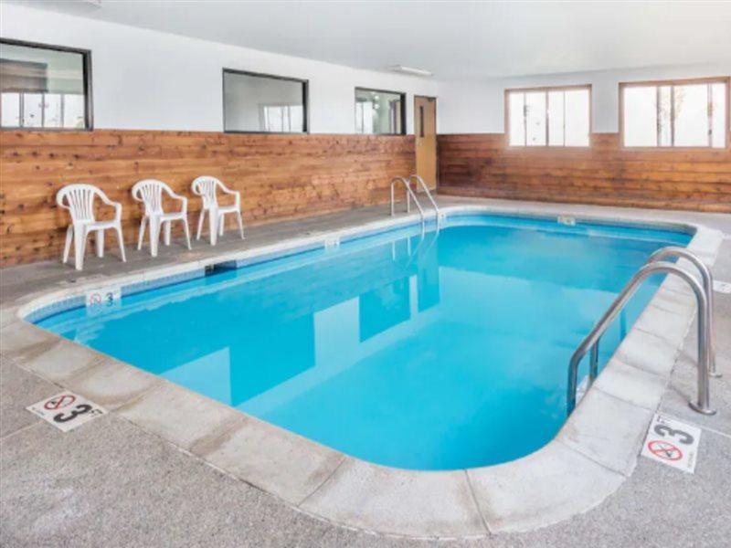 Super 8 By Wyndham Bourbonnais/Kankakee Area Εξωτερικό φωτογραφία
