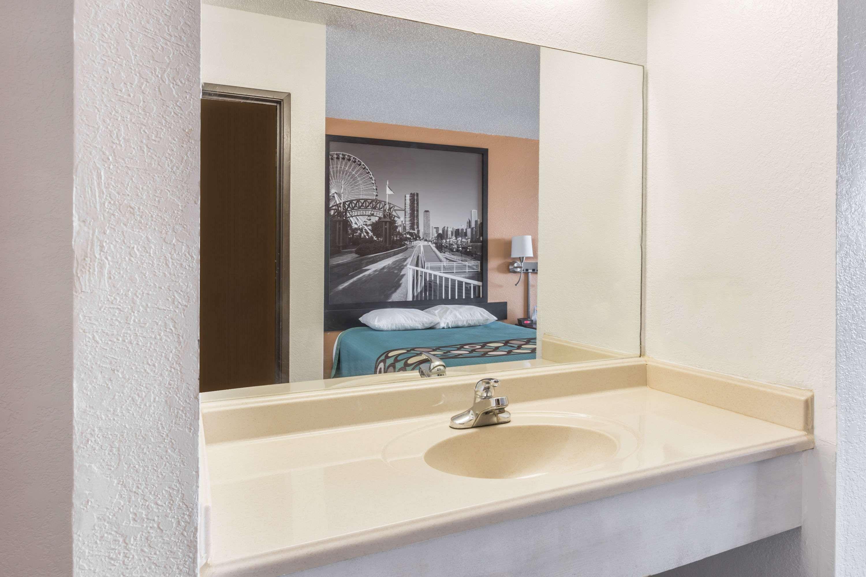 Super 8 By Wyndham Bourbonnais/Kankakee Area Εξωτερικό φωτογραφία