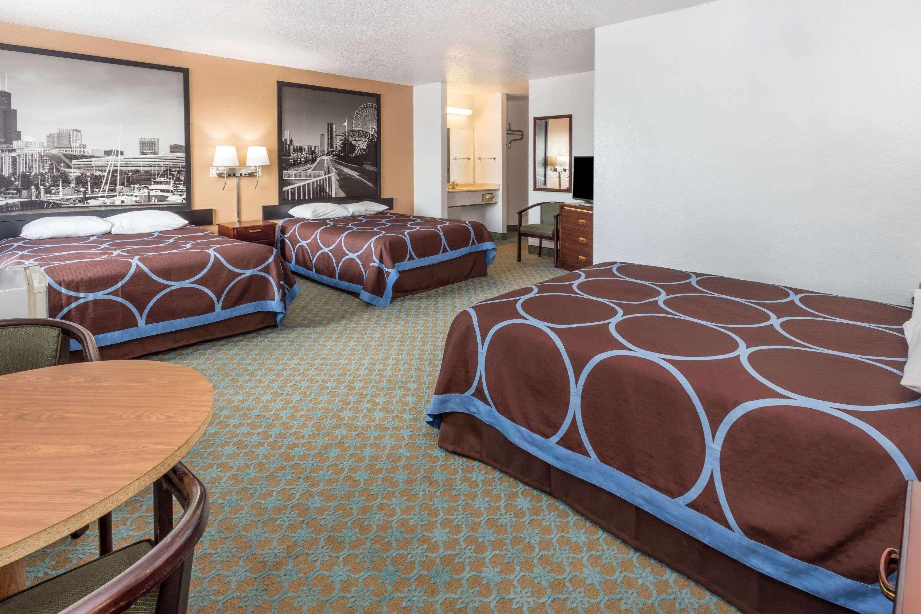 Super 8 By Wyndham Bourbonnais/Kankakee Area Εξωτερικό φωτογραφία